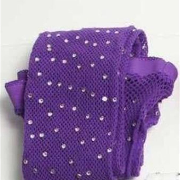 Nia Net Stocking - Picture 7 of 9